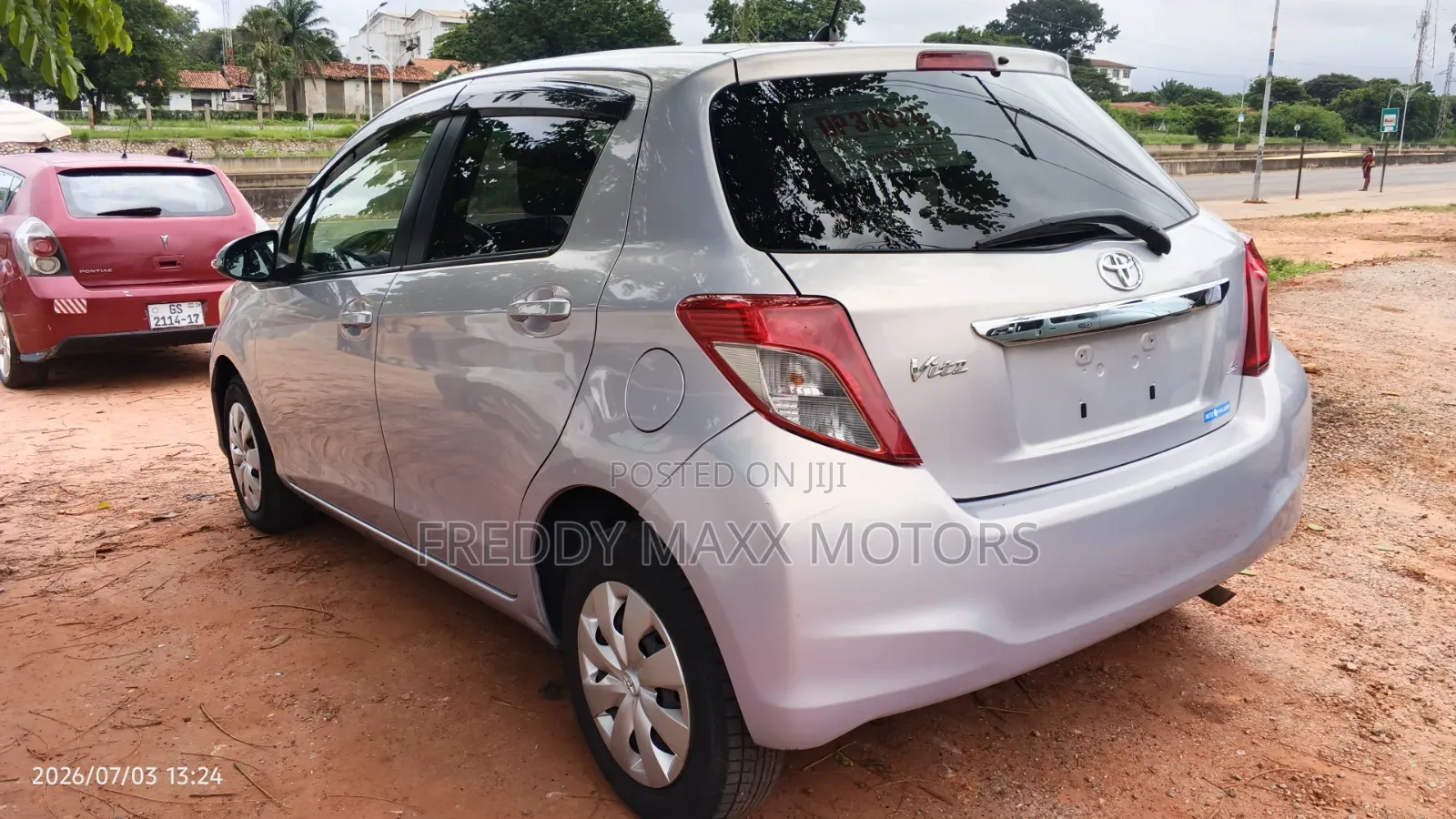 Toyota Vitz 2013 Purple