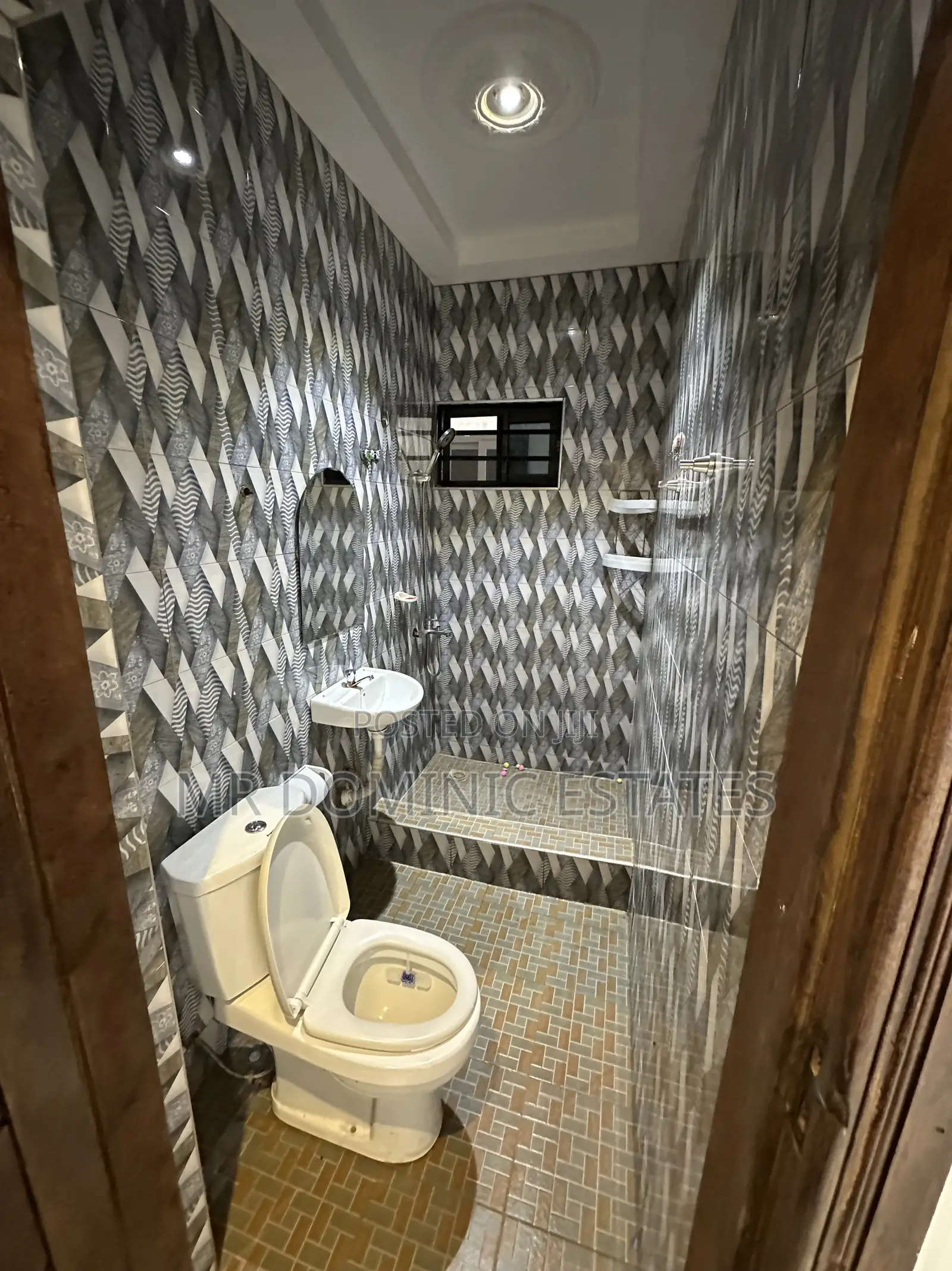 1bdrm Apartment in Mr Dominic Estates, Old Barrier for rent
