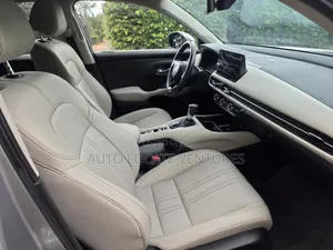 Honda HR-V 2024 Silver