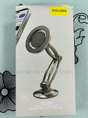 Magnetic Suction Vehicle Mounted Bracket