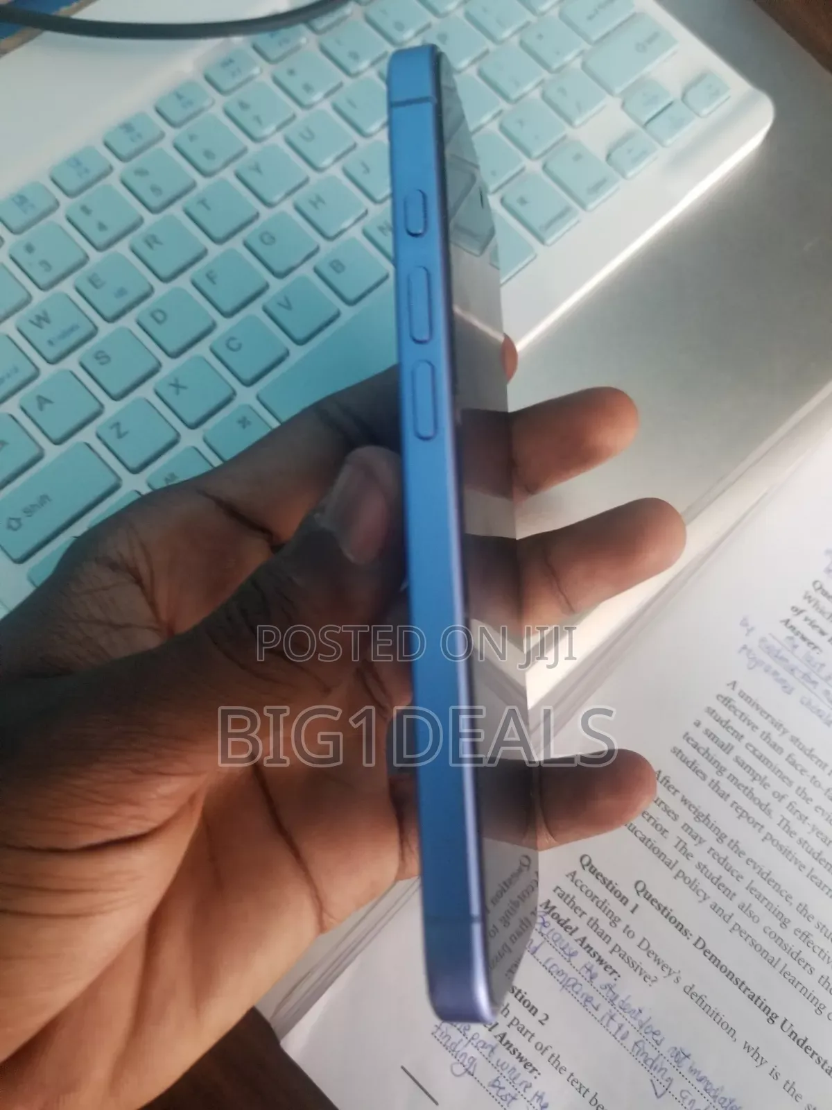 Apple iPhone 16 128 GB Blue