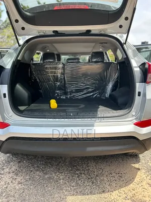Hyundai Tucson SEL AWD 2018 Silver