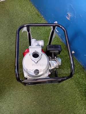Honda 2" Water Transfer Pump for Farms Construction
