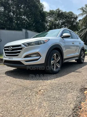 Hyundai Tucson SEL AWD 2018 Silver