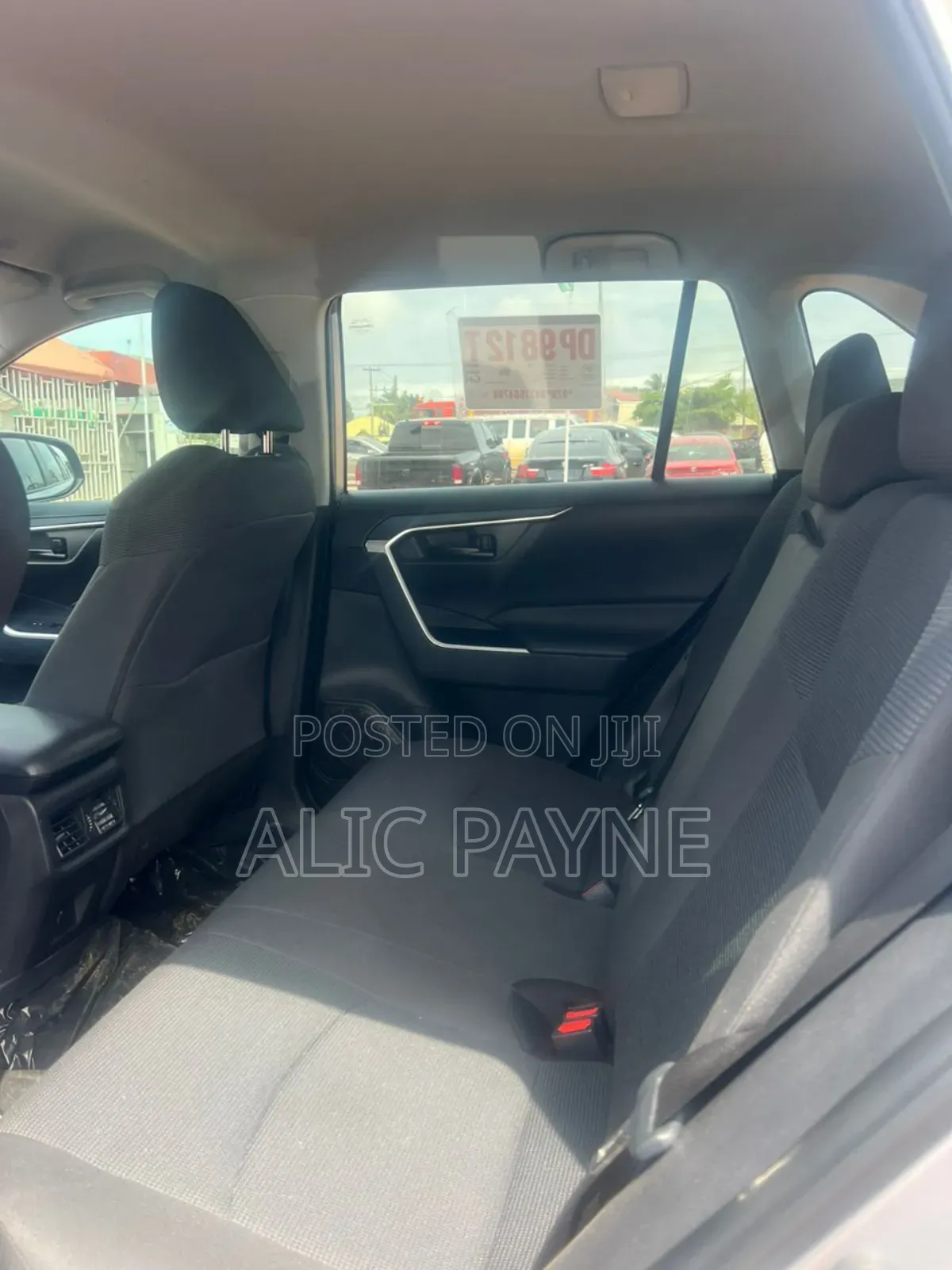 Toyota RAV4 LE AWD 2024 Silver