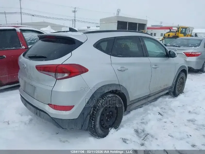 Hyundai Tucson SEL AWD 2018 Silver