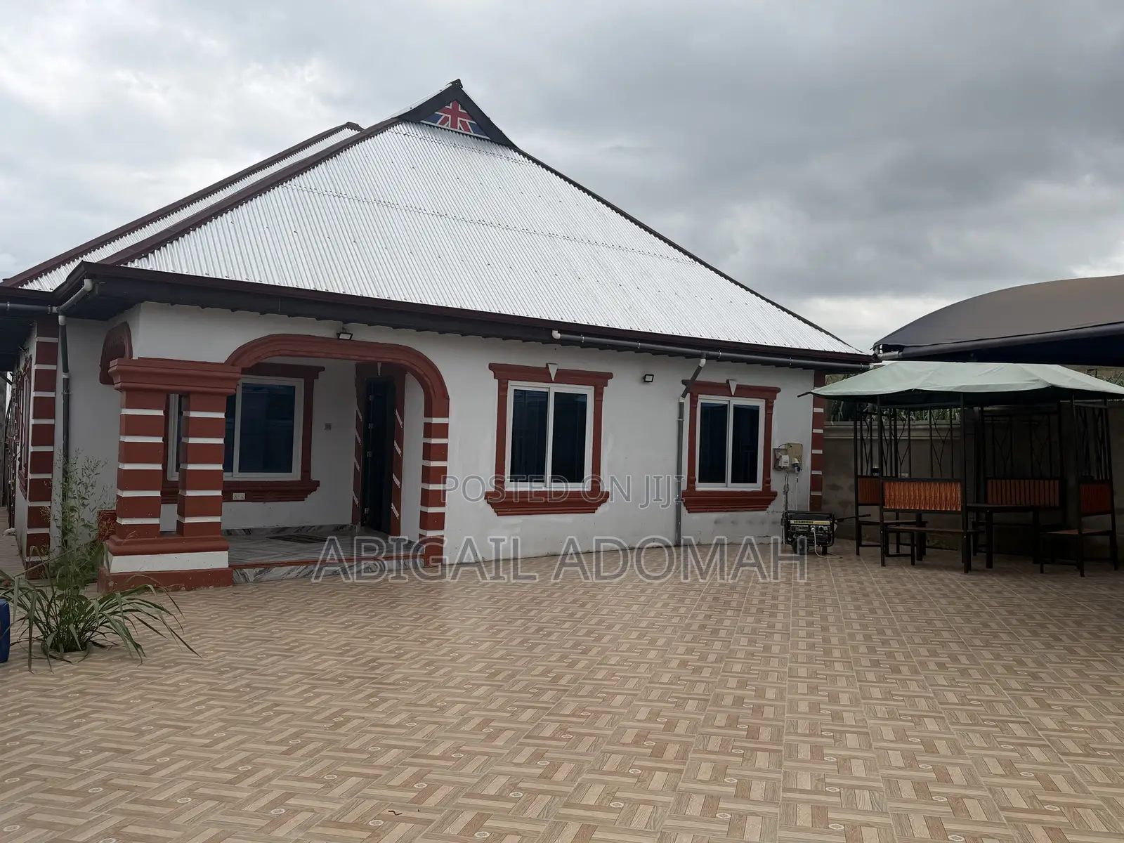 Furnished 3bdrm House in Kwabre for sale