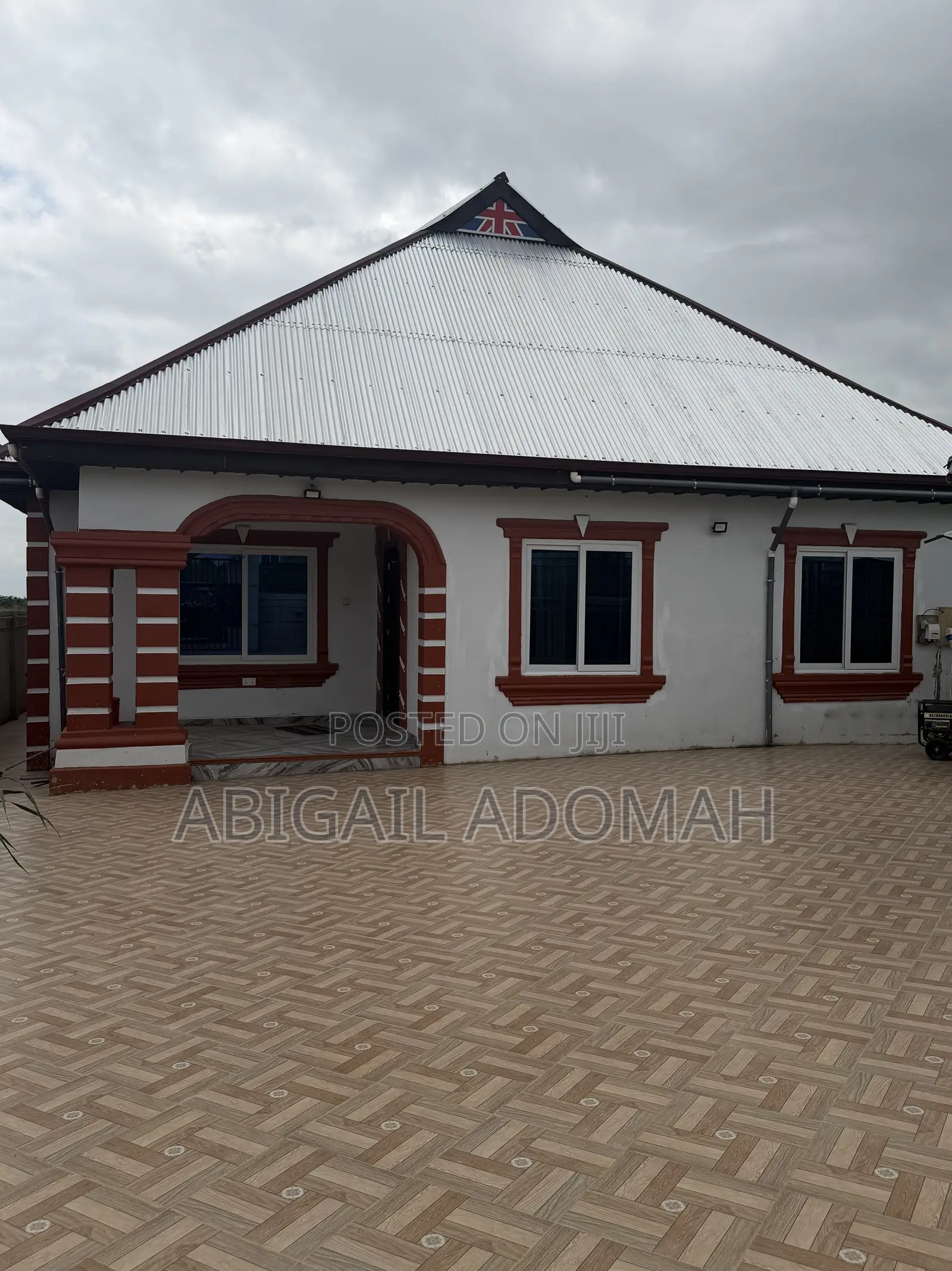 Furnished 3bdrm House in Kwabre for sale