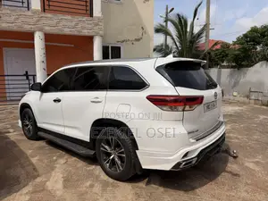 Toyota Highlander Limited 2019 White