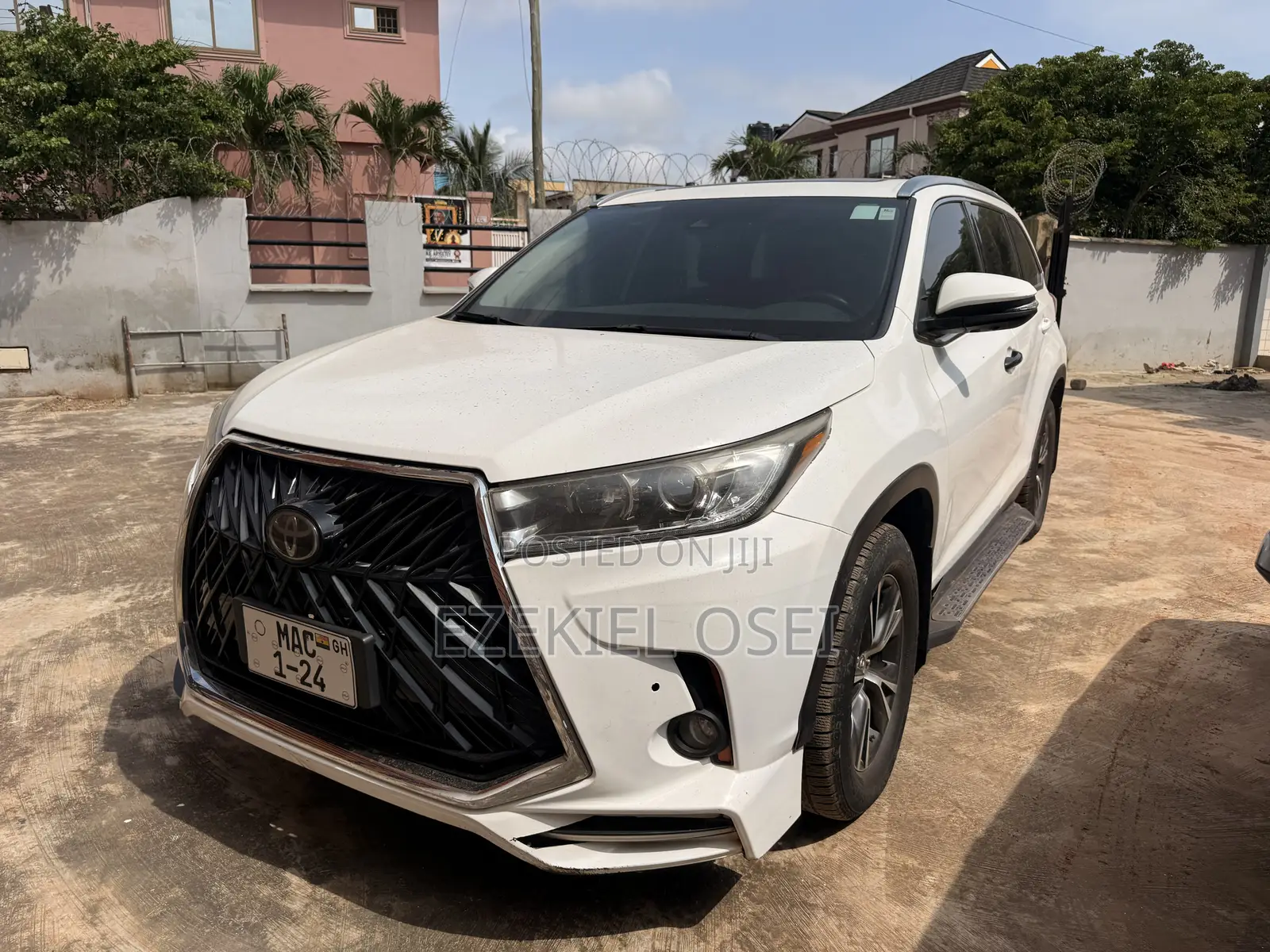 Toyota Highlander Limited 2019 White