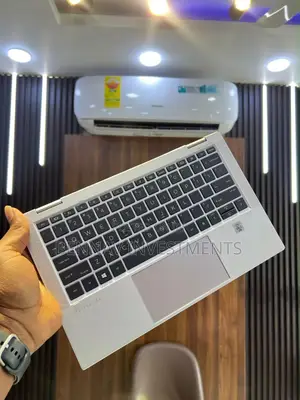 Laptop HP EliteBook x360 1030 G7 8GB Intel Core i5 SSD 256GB