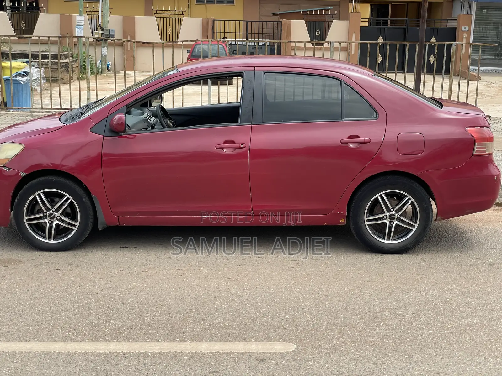 Toyota Yaris 2010 Red