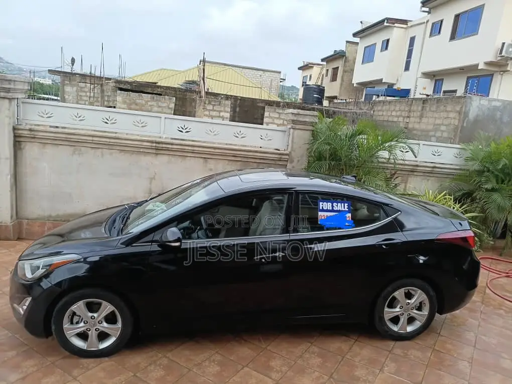 Hyundai Elantra 2016 Black