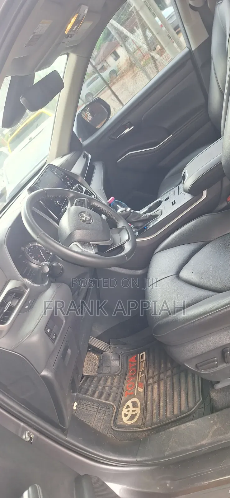 Toyota Highlander 2023 Gray