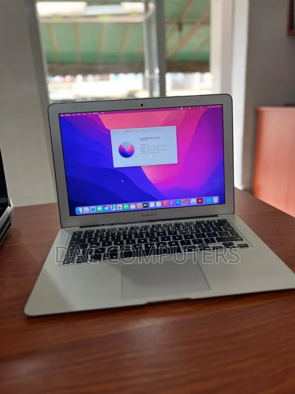 Laptop Apple MacBook Air 8GB Intel Core i5 SSD 128GB
