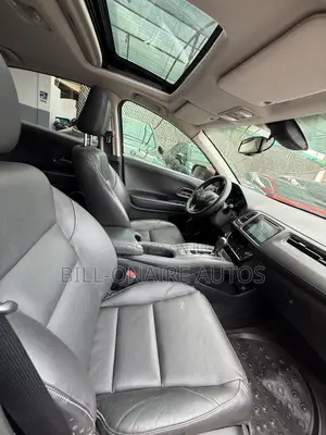 Honda HR-V 4dr SUV (1.5L 4cyl CVT) 2016 Red