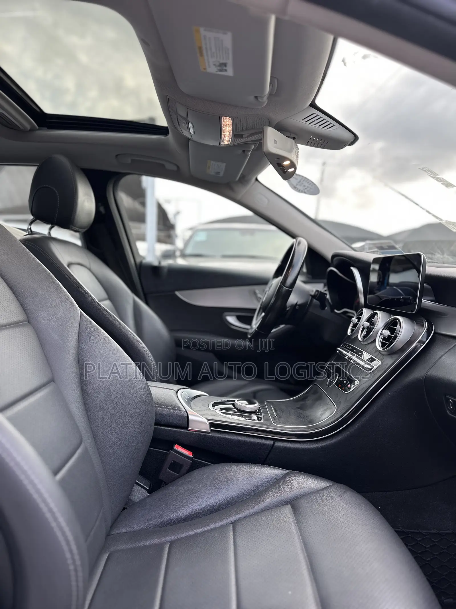 Mercedes-Benz C300 2020