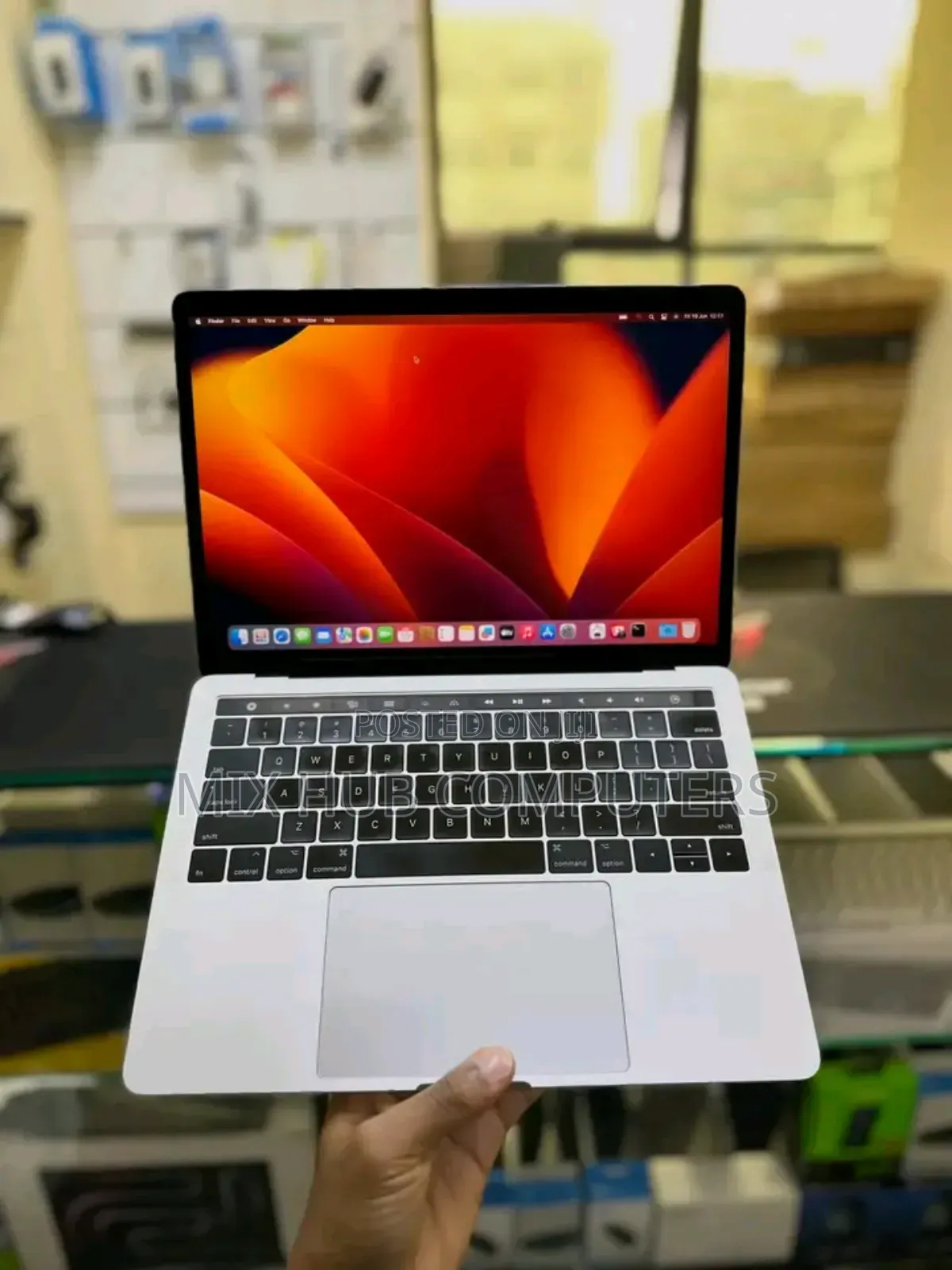 Laptop Apple MacBook Pro 2017 16GB Intel Core i7 SSD 512GB