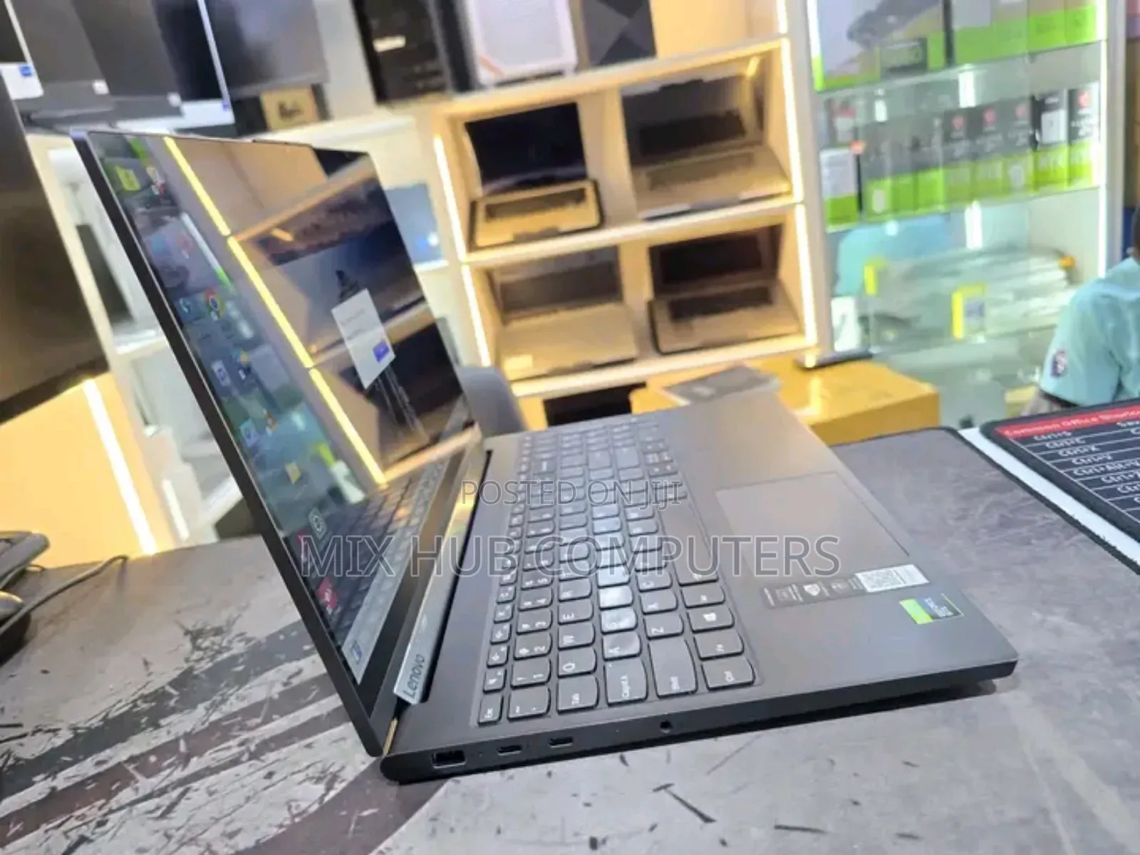 New Laptop Lenovo Yoga C930 16GB Intel Core i7 SSD 512GB