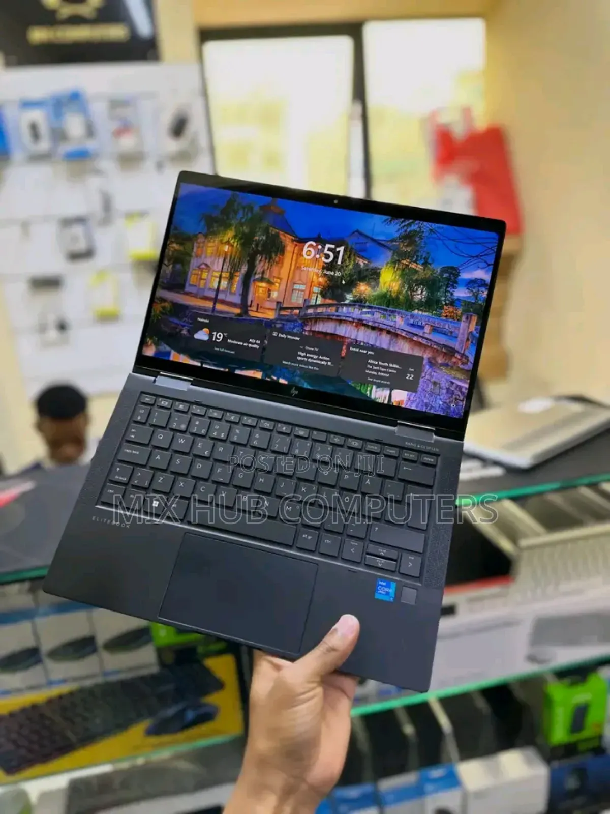 New HP Elite Dragonfly x360 11th Gen 16GB Intel Core i7 SSD 512GB