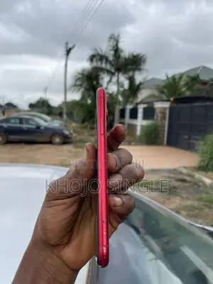 Apple iPhone 11 64 GB Red