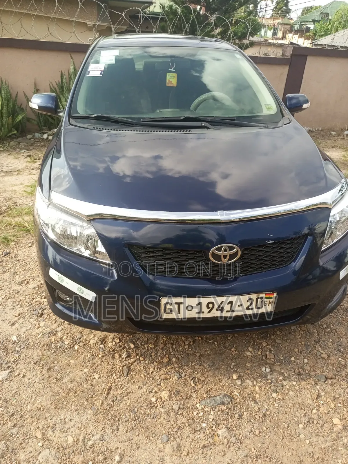 Toyota Corolla LE Premium 4dr Sedan (1.8L 4cyl CVT) 2014 Blue