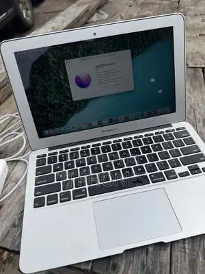 Laptop Apple MacBook Air 2015 4GB Intel Core i5 SSD 128GB