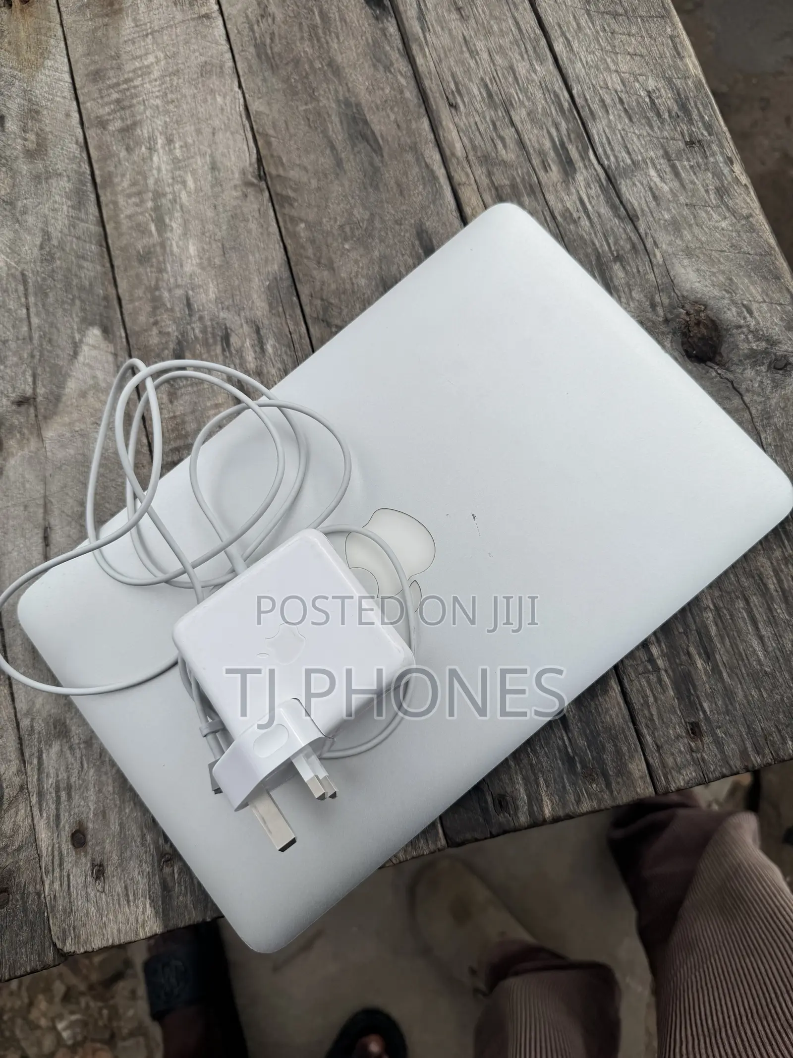 Laptop Apple MacBook Air 2015 4GB Intel Core i5 SSD 128GB
