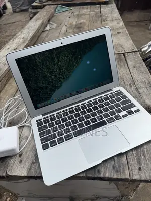Laptop Apple MacBook Air 2015 4GB Intel Core i5 SSD 128GB