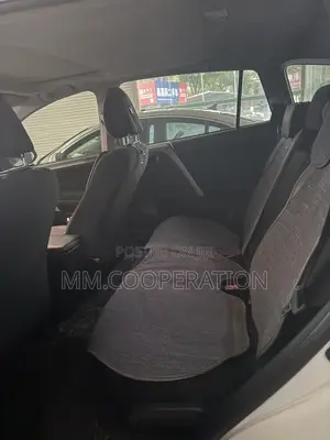 Toyota RAV4 Limited AWD 2019 White