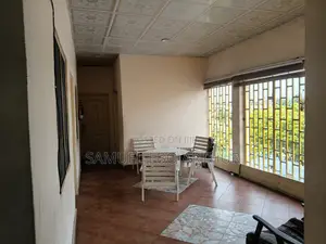 4bdrm Apartment in Dzorwulu for rent