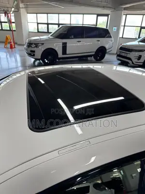 Toyota RAV4 XLE 4dr SUV AWD (2.5L 4cyl 6A) 2018 White