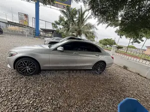 Mercedes-Benz C300 Base 4Matic Sedan AWD (2.0L 4cyl 7A) 2017 Silver