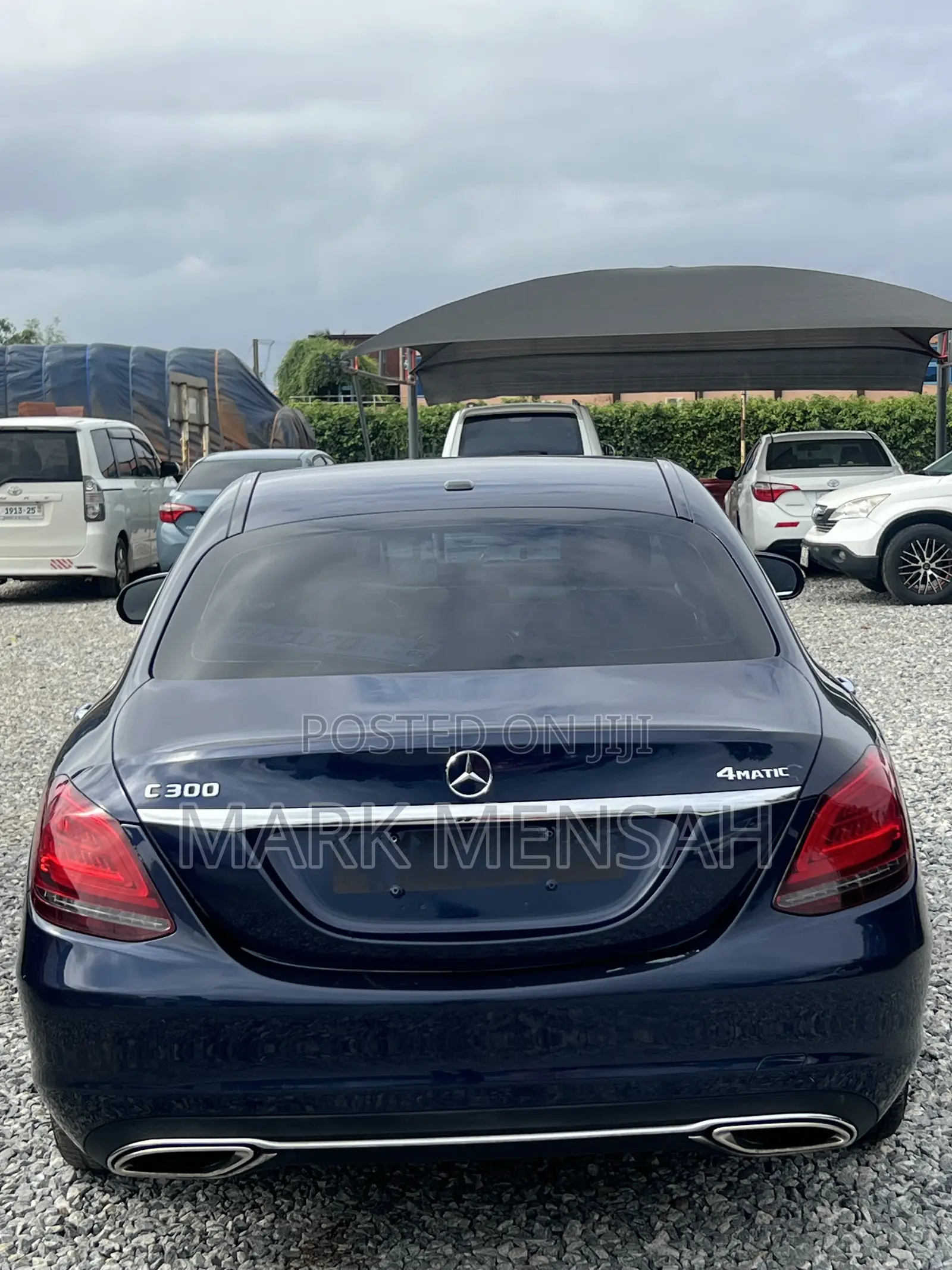 Mercedes-Benz C300 2019 Blue