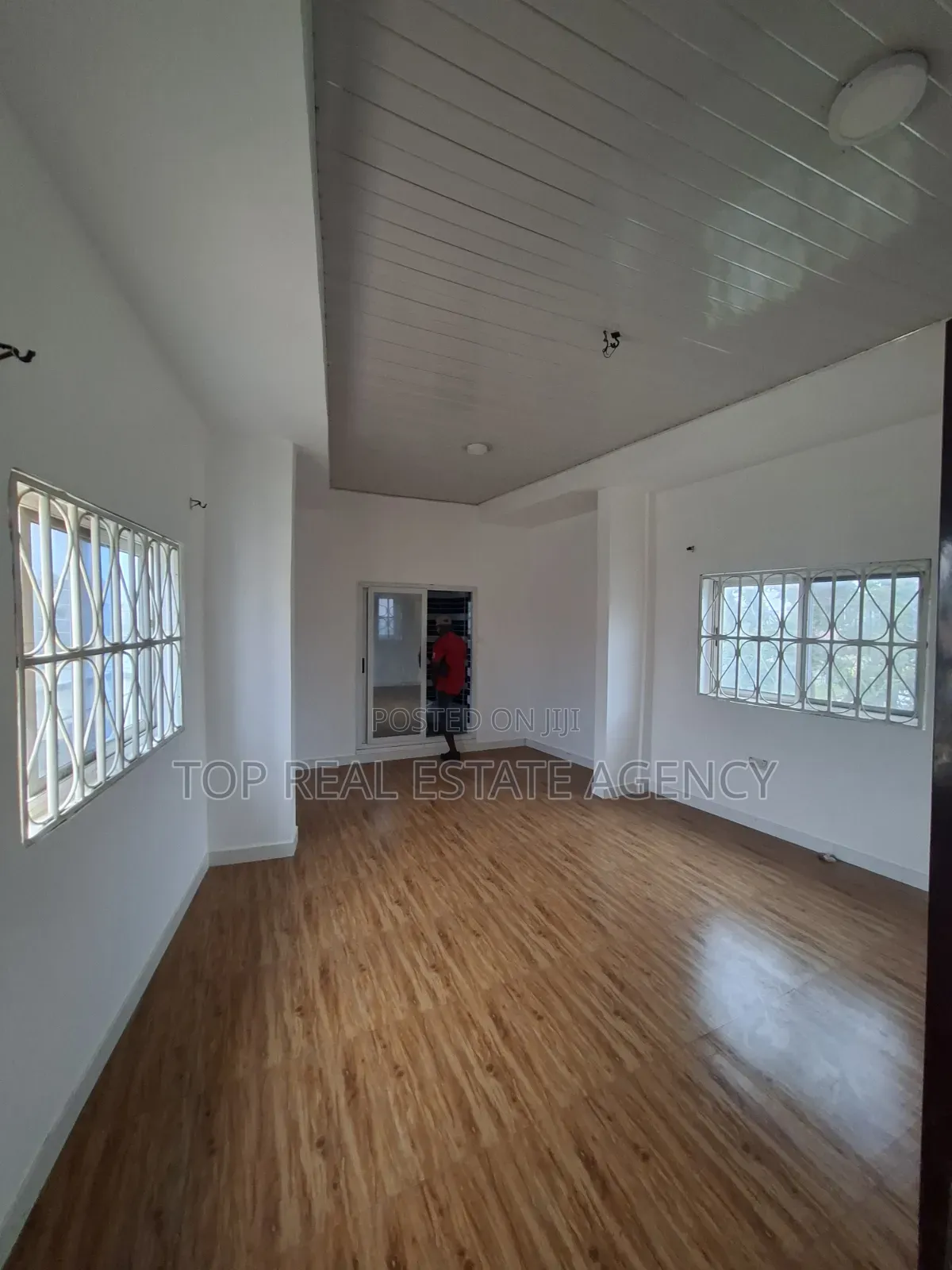 2bdrm Apartment in K. Boat, Ga East Municipal for rent
