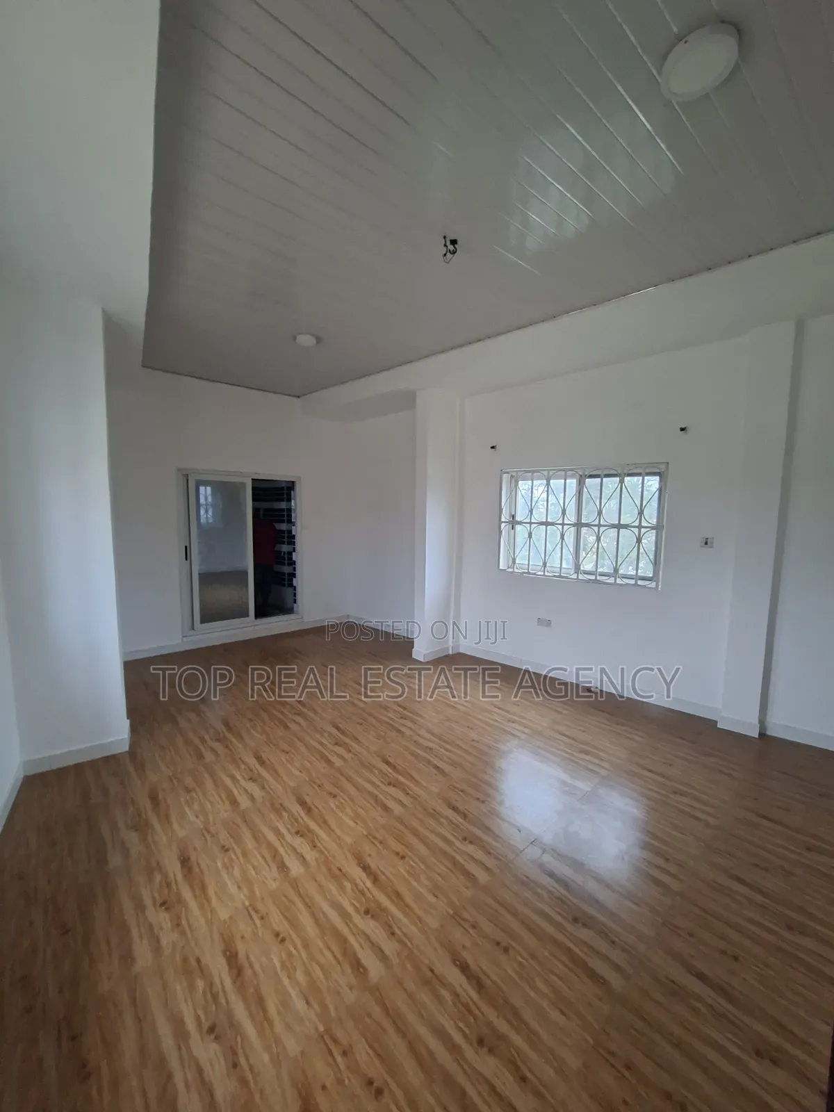 2bdrm Apartment in K. Boat, Ga East Municipal for rent