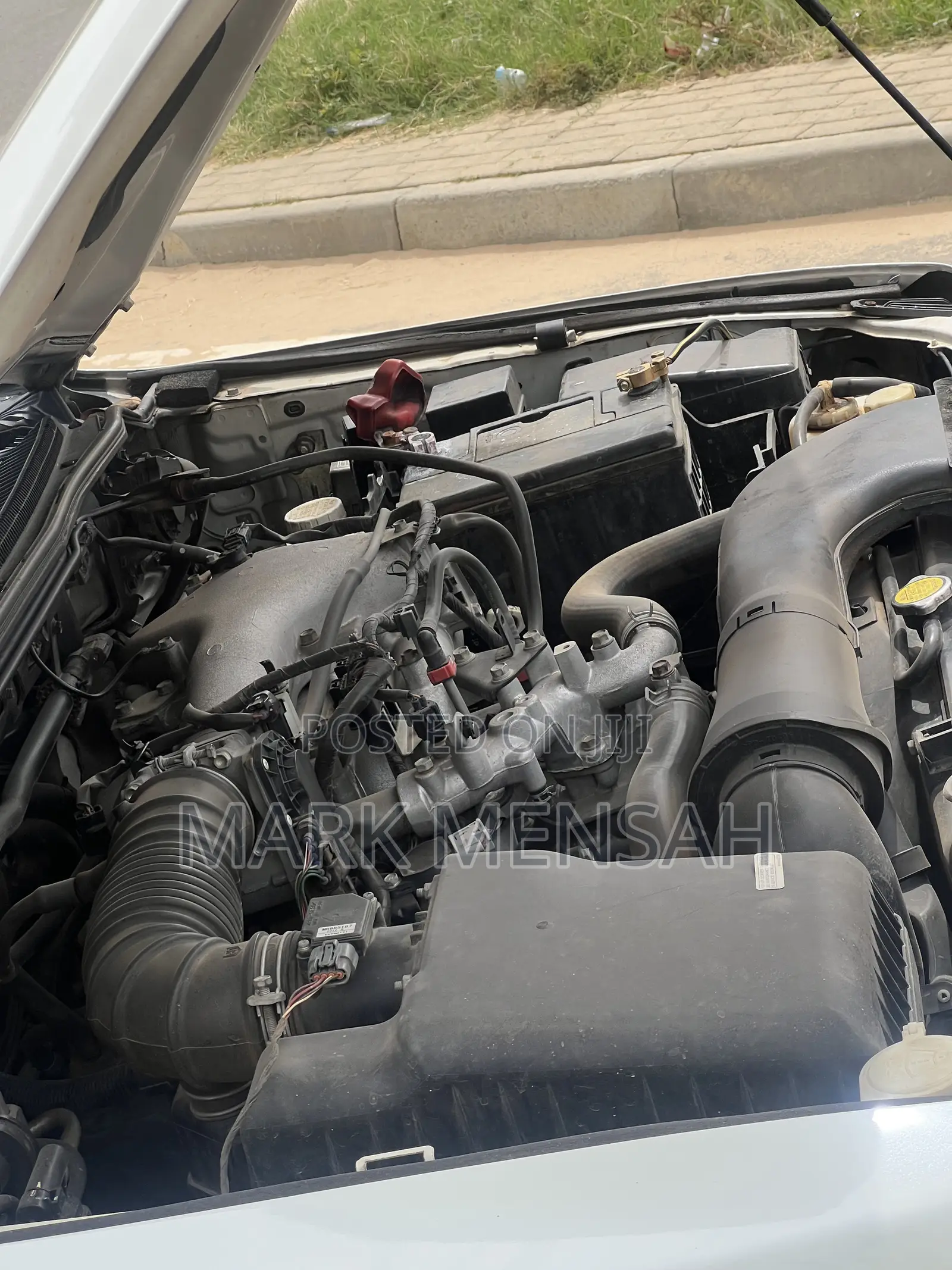 Mitsubishi Pajero 2016 Off white