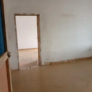 1bdrm Room & Parlour in Cold Store for rent