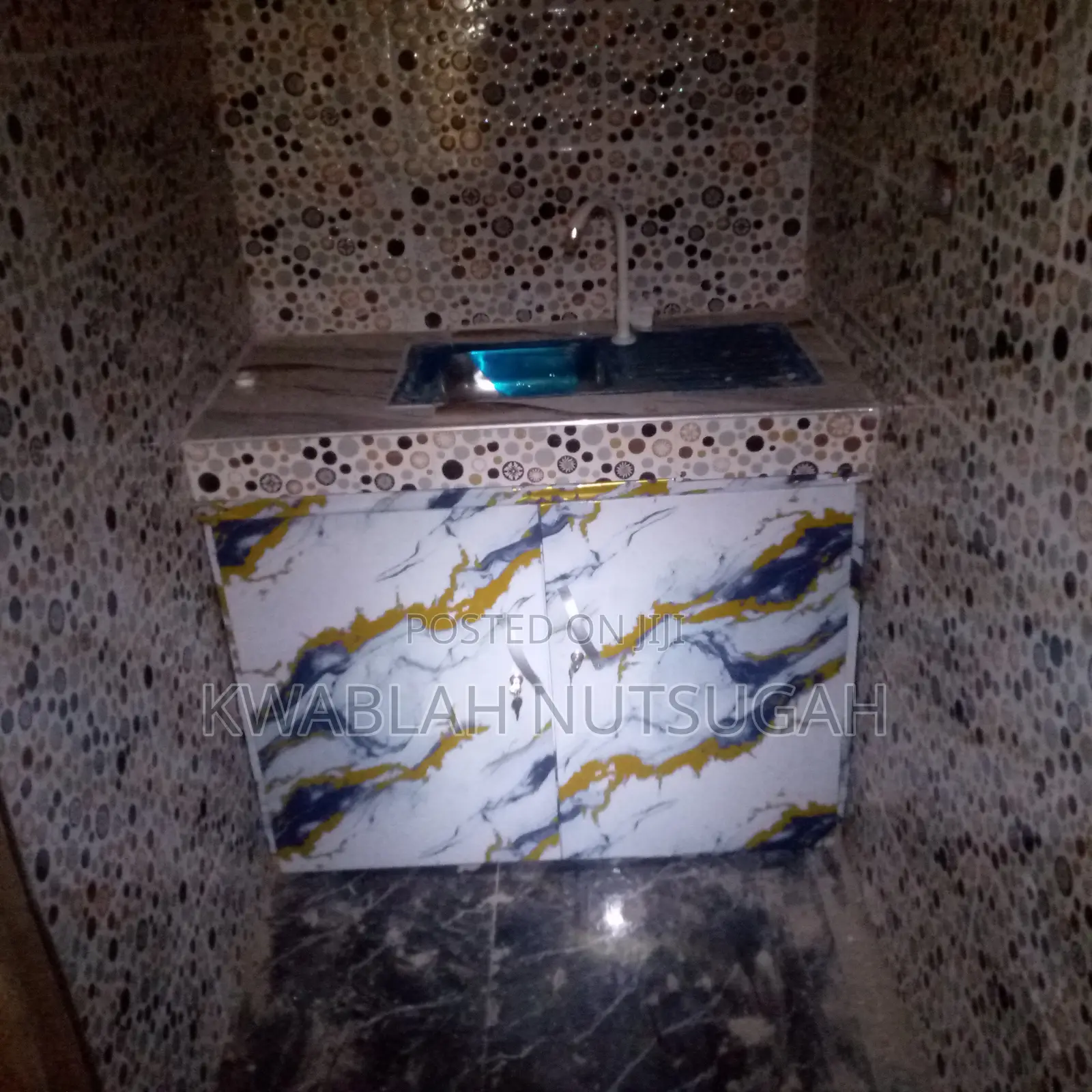 1bdrm Room & Parlour in Cold Store for rent