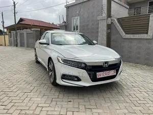 Honda Accord Touring 2.0T 2020 White