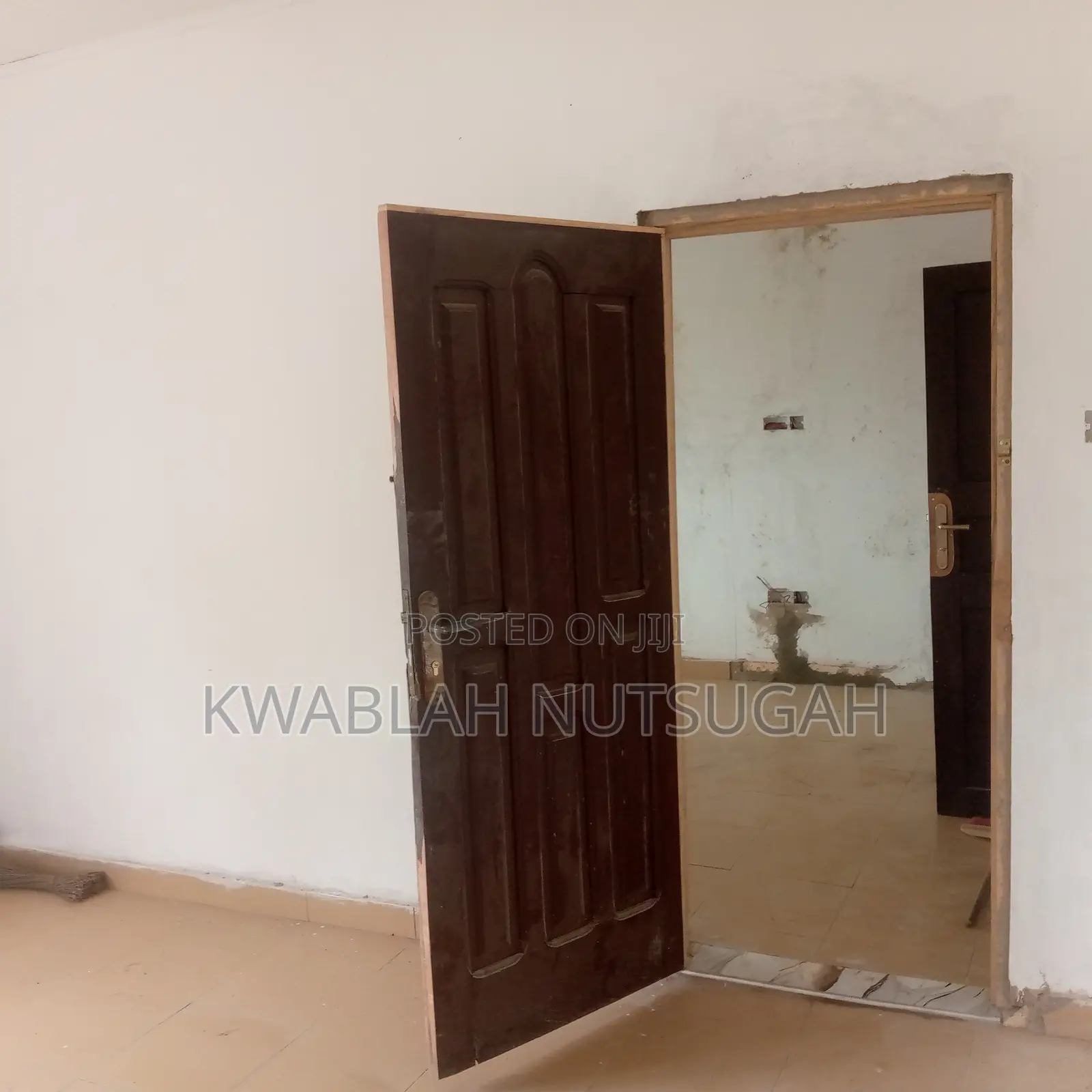 1bdrm Room & Parlour in Cold Store for rent