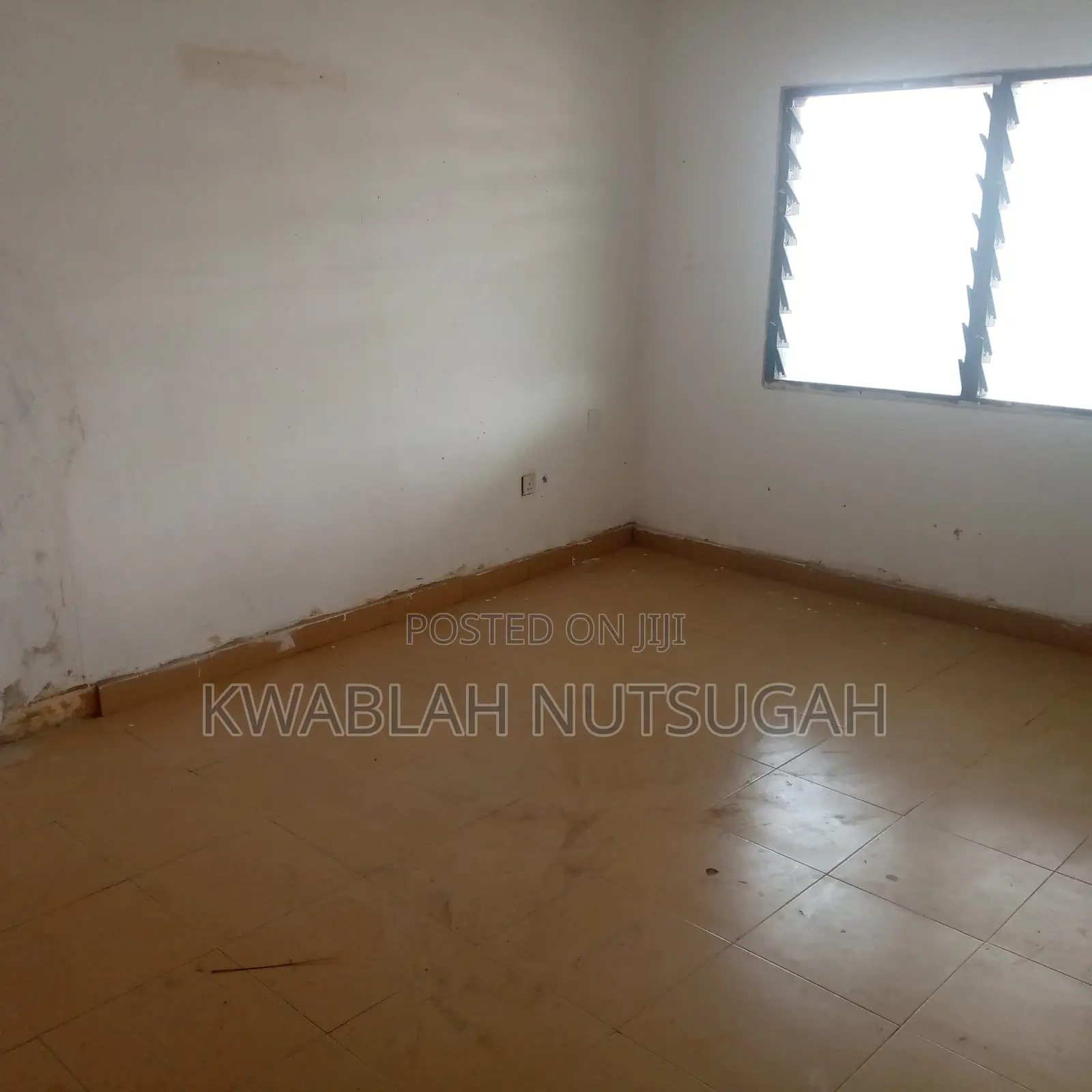 1bdrm Room & Parlour in Cold Store for rent