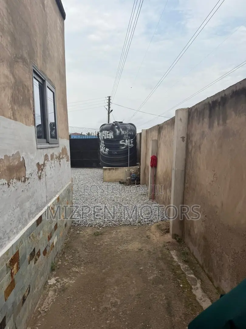 3bdrm Block of Flats in Manhean for sale