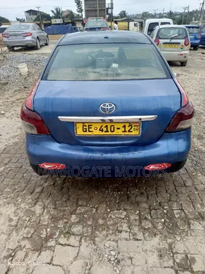 Toyota Yaris 2010 Blue
