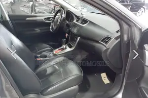 Nissan Sentra SR 4dr Sedan (1.8L 4cyl CVT) 2015 Gray