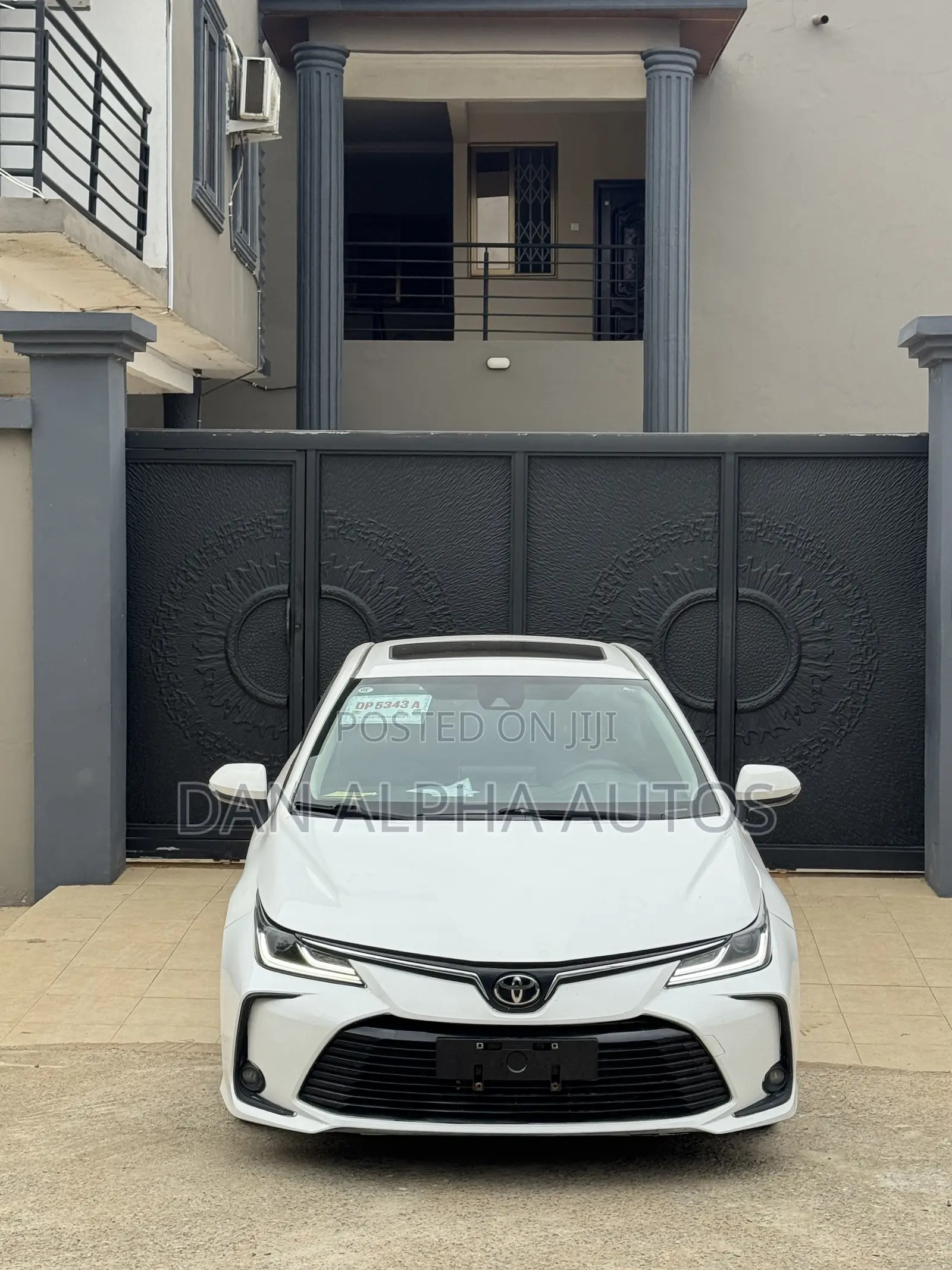Toyota Corolla 2022 White