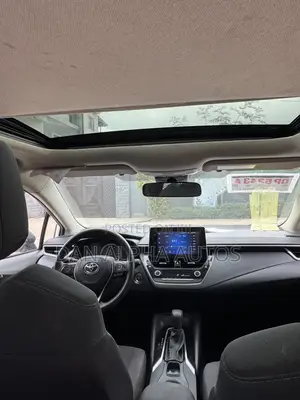 Toyota Corolla 2022 White