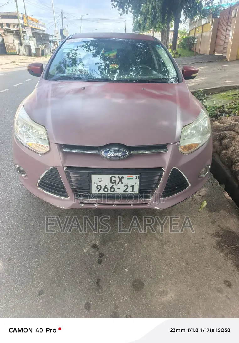 Ford Focus 2015 Red