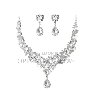 Elegant Ladies Jewellery Set for Special Occasions