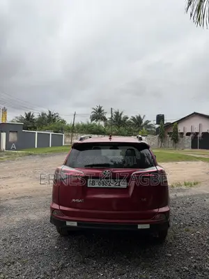 Toyota RAV4 2017 Red
